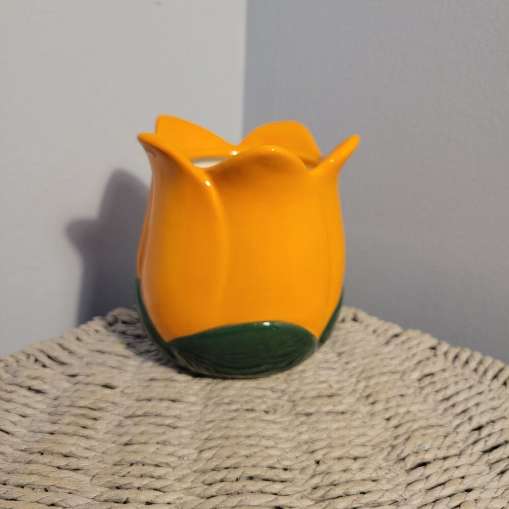ban.do Anthropologie Tulip Shaped Pencil cup Vase Small